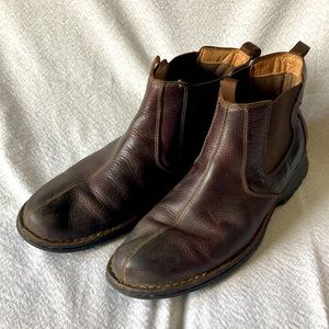 Clark’s Beeswaxed mens boots Size 11